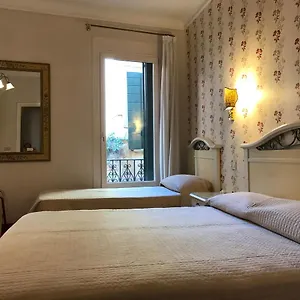 Al Campaniel Bed & Breakfast