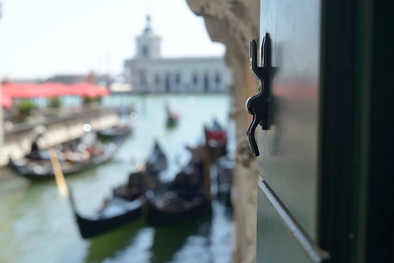 Aparthotel Corte Barozzi Venice Suites